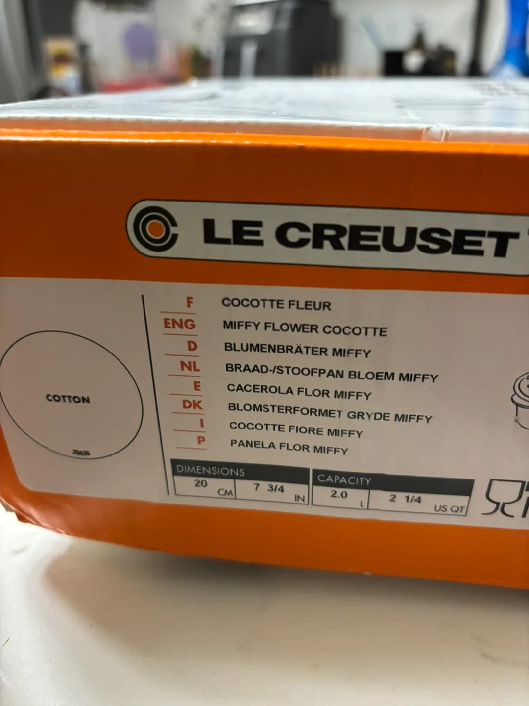 Le Creuset Miffy Flower Cocotte image indicator(7)