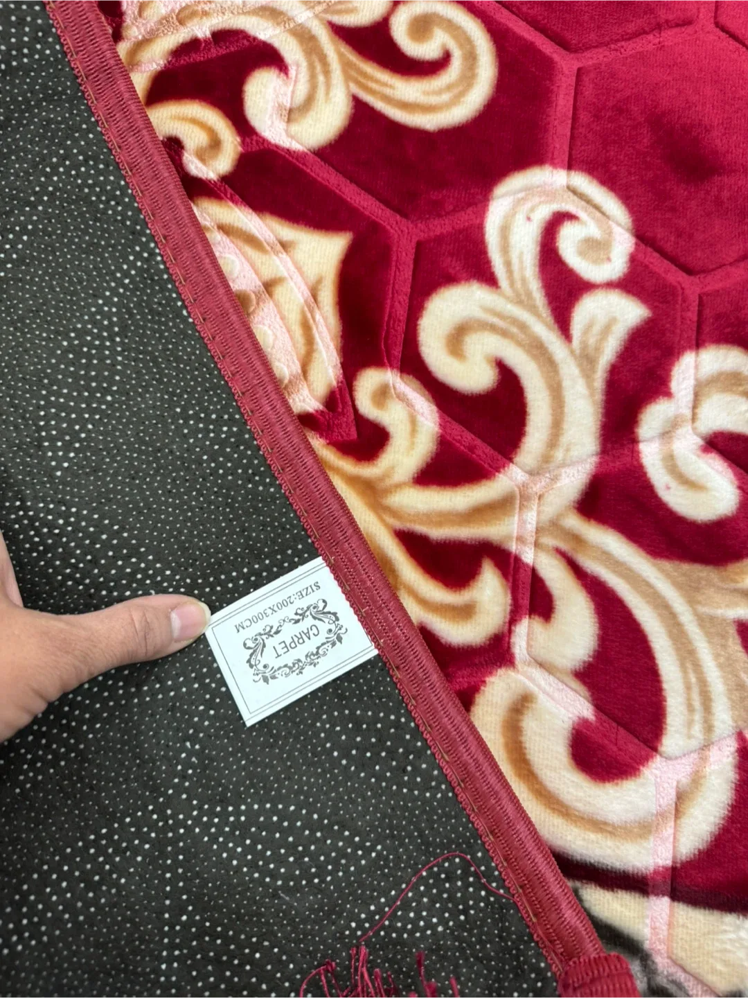 Red Floral Pattern Carpet image indicator(8)