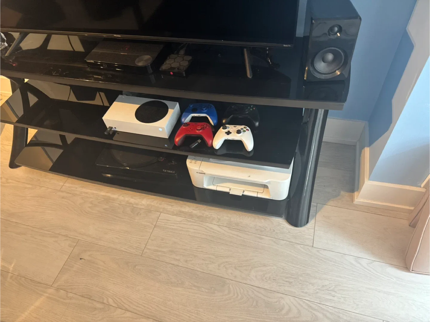 Black TV Stand image indicator(4)