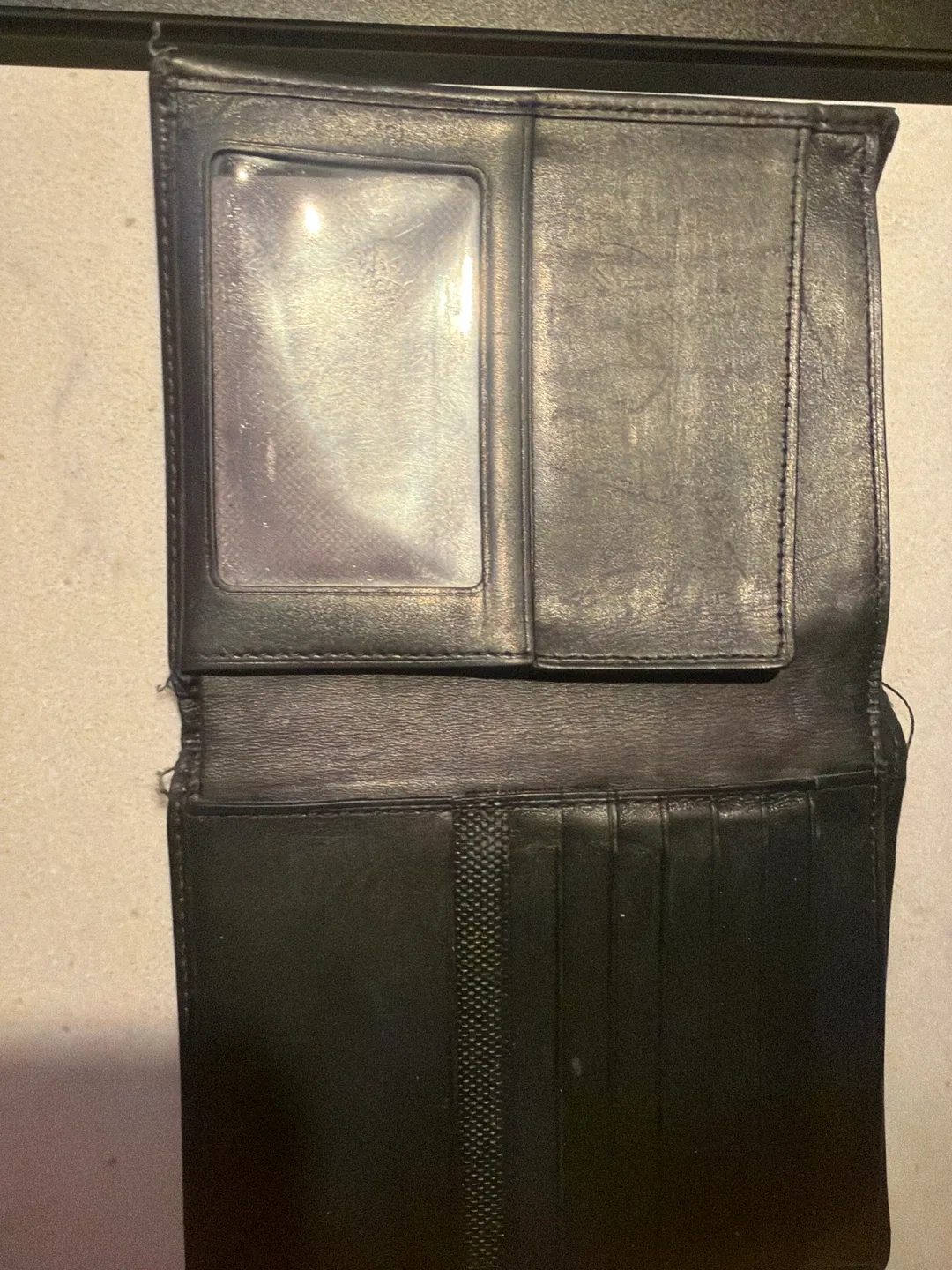 Tumi Black Wallet image indicator(2)