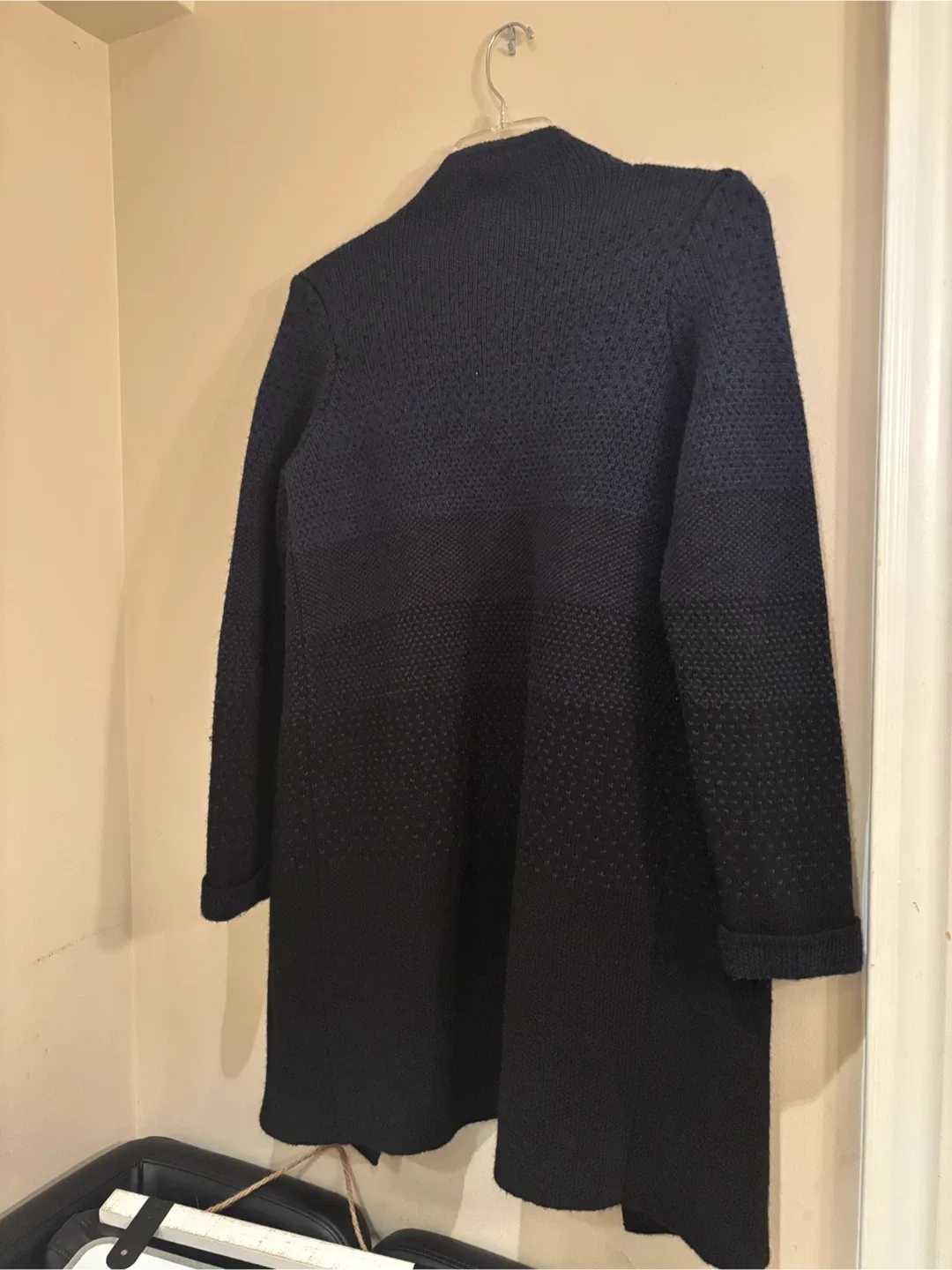 Women’s Blue Knit Cardigan image indicator(4)