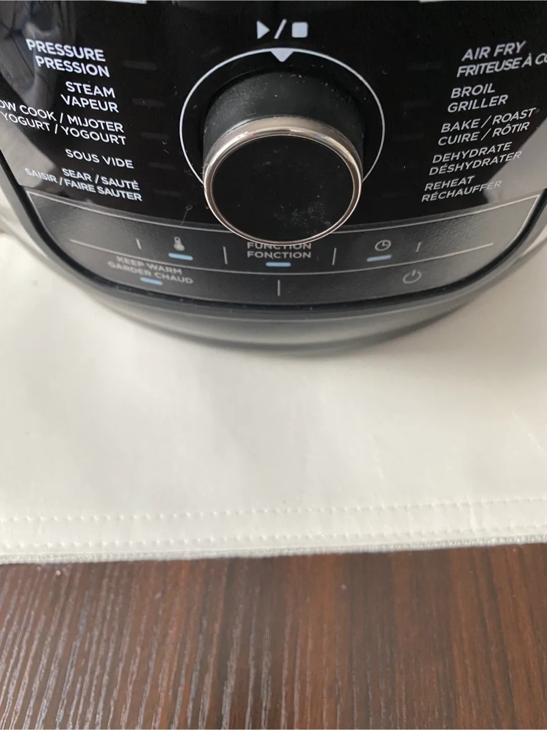 Ninja Foodi Deluxe Cooker