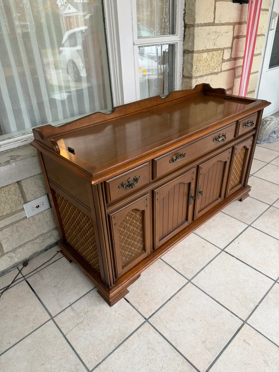 Vintage Record Player Console Cabinet image indicator(10)