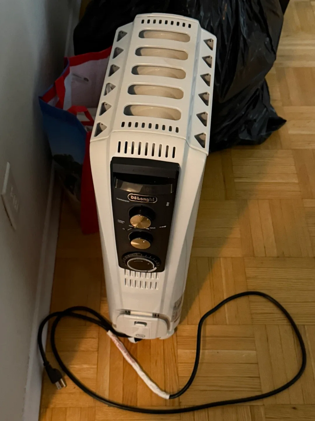 Oil Column Heater (need to sell ASAP) thumbnail