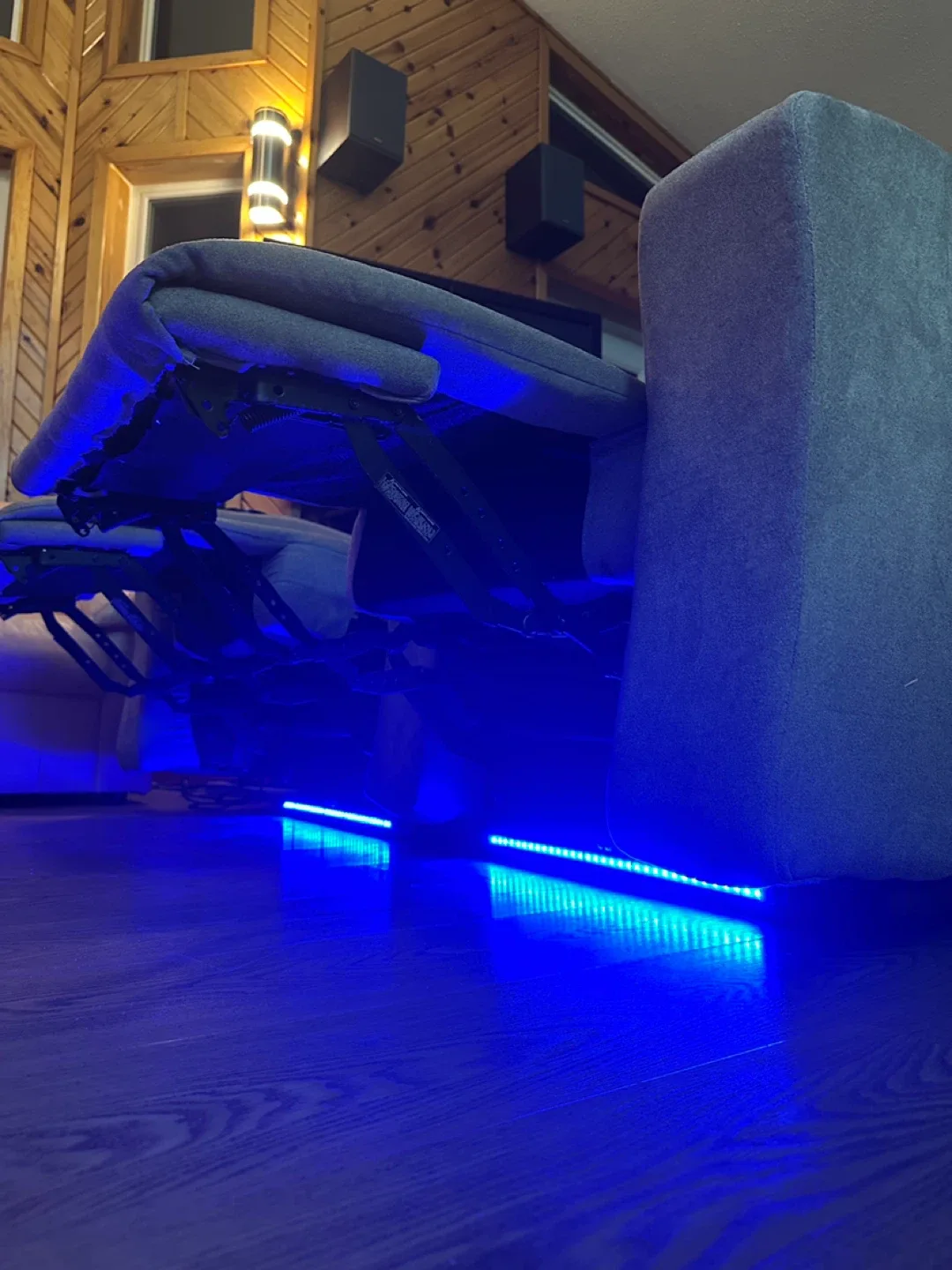 Elran Troy Home Theatre Power Reclining Love seat (CAN DELIVER) image indicator(4)