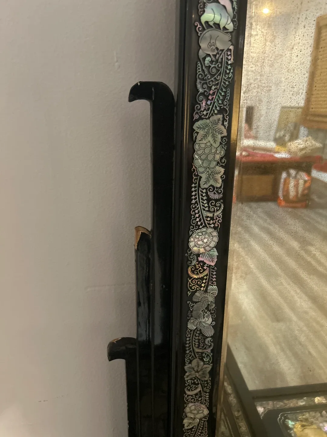 Korean Black Lacquer Dressing Cabinet With Intricate MOP Inlay image indicator(7)