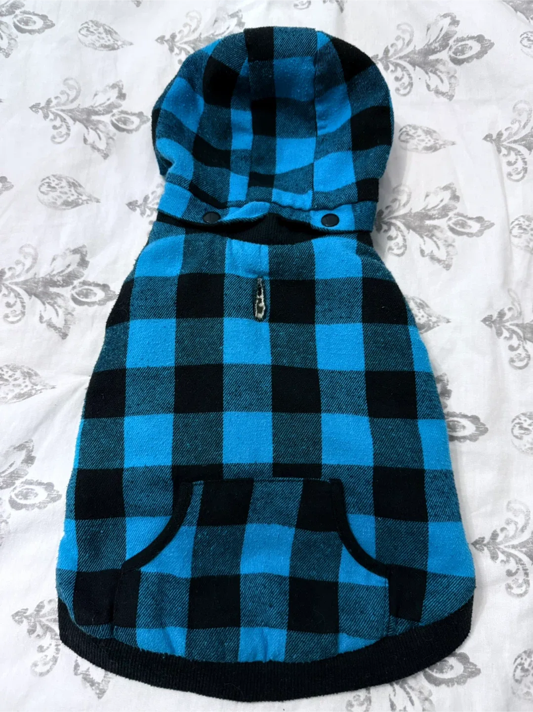 Blue & Black Plaid Dog Hoodie - Size S image indicator(7)