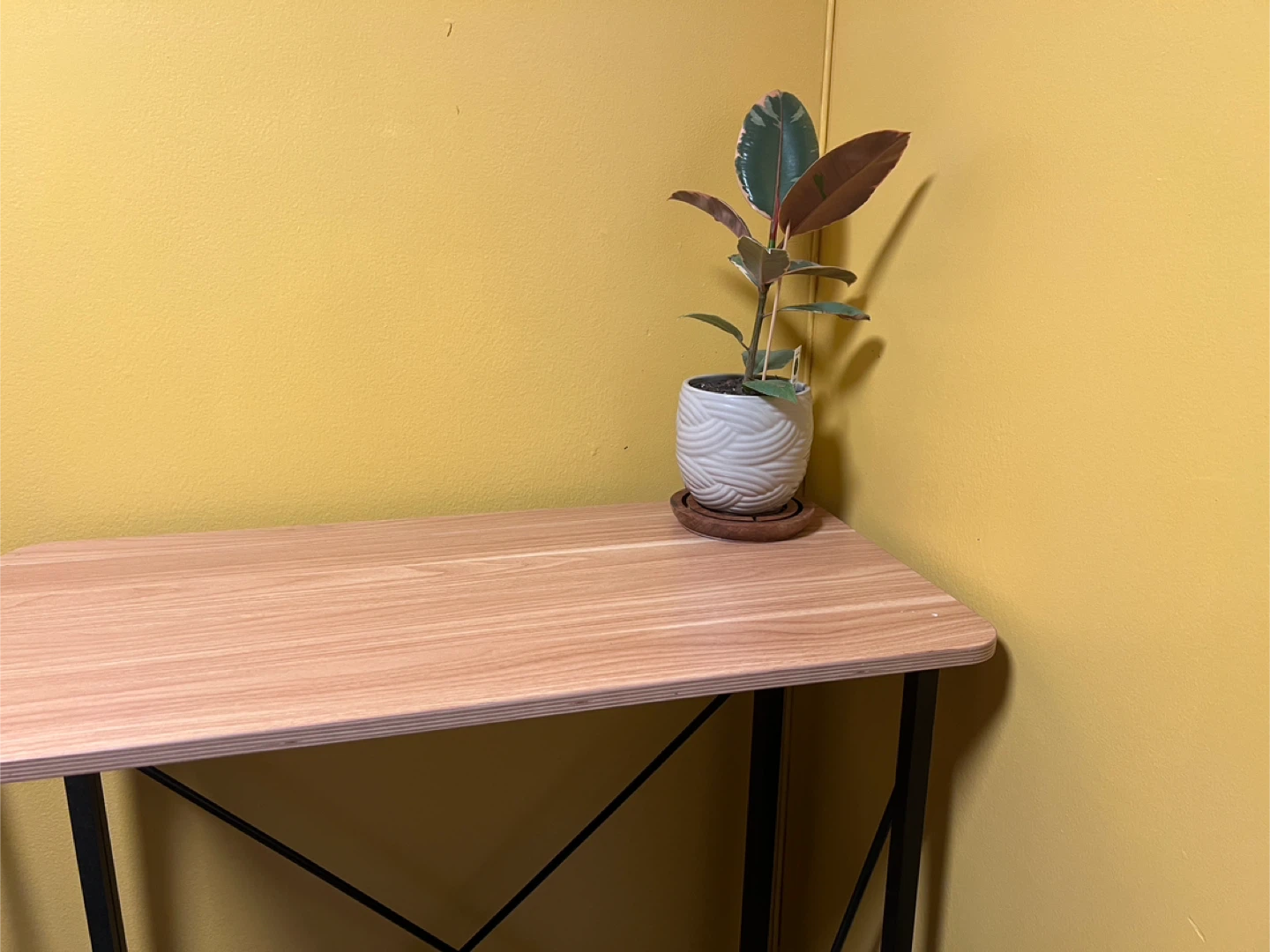 Bar Table with 2 Bar Stools - Like New! - photo 4