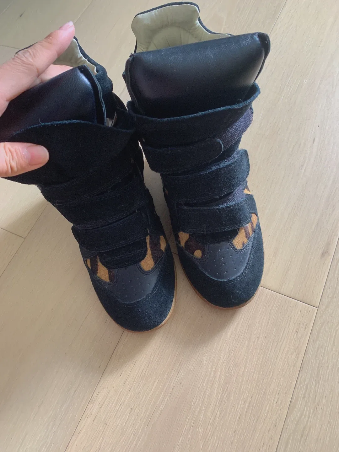 Isabel Marant Black Suede Wedge Sneakers Size 38 image indicator(5)