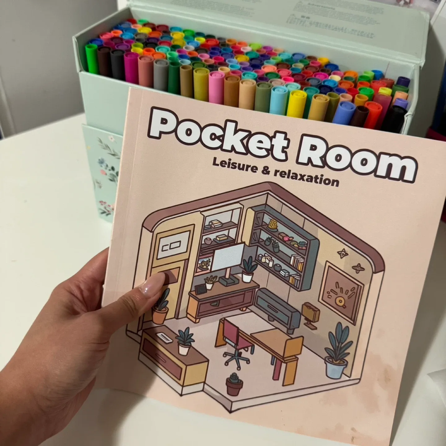 Ohuhu Dual Markers + FREE Pocket Room Book image indicator(3)