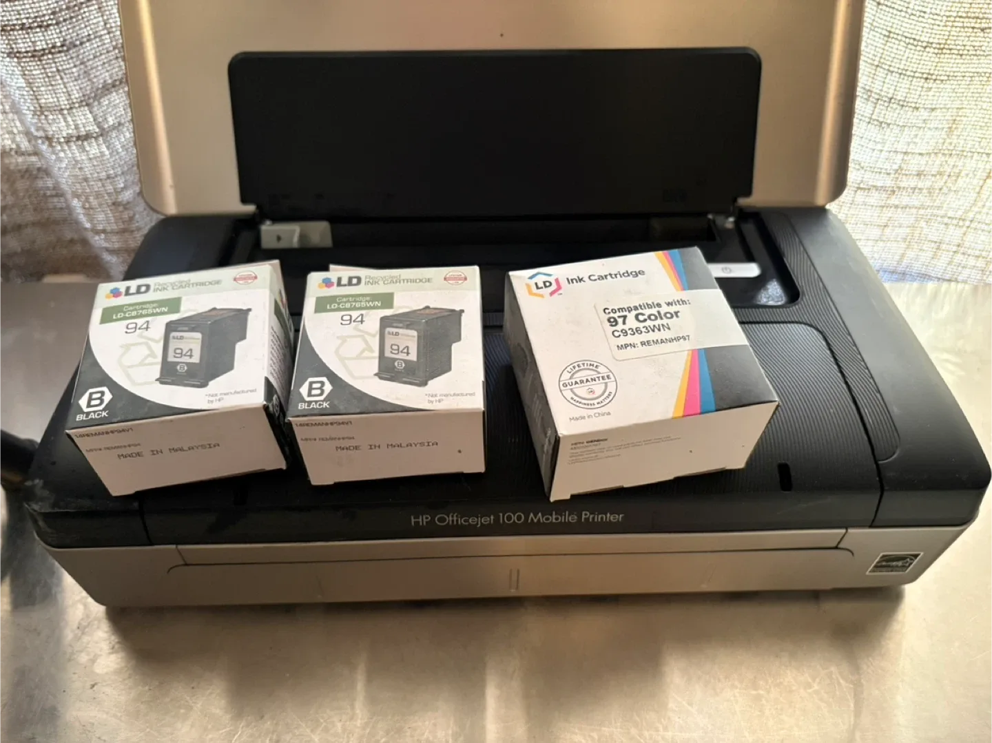 HP Officejet 100 Mobile Printer with Ink thumbnail