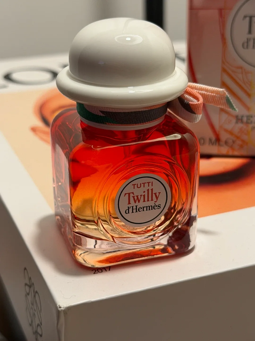 Hermès Tutti Twilly d'Hermès Eau de Parfum 30ml image indicator(3)