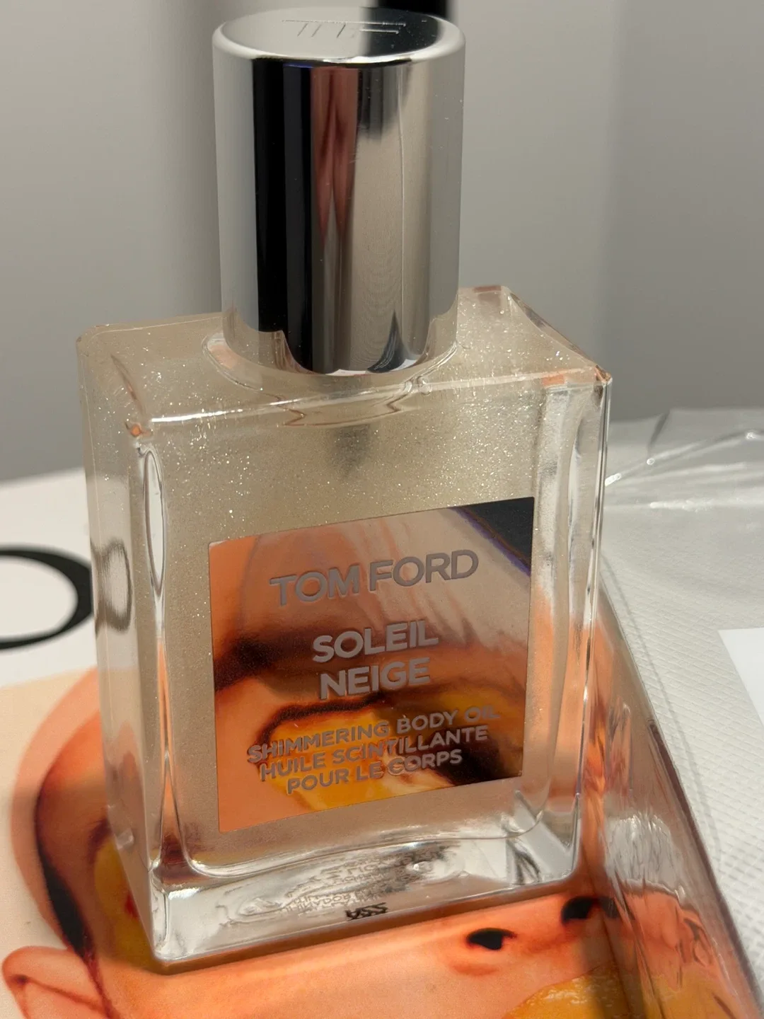 Tom Ford Soleil Neige Shimmering Body Oil 45ml - New image indicator(4)