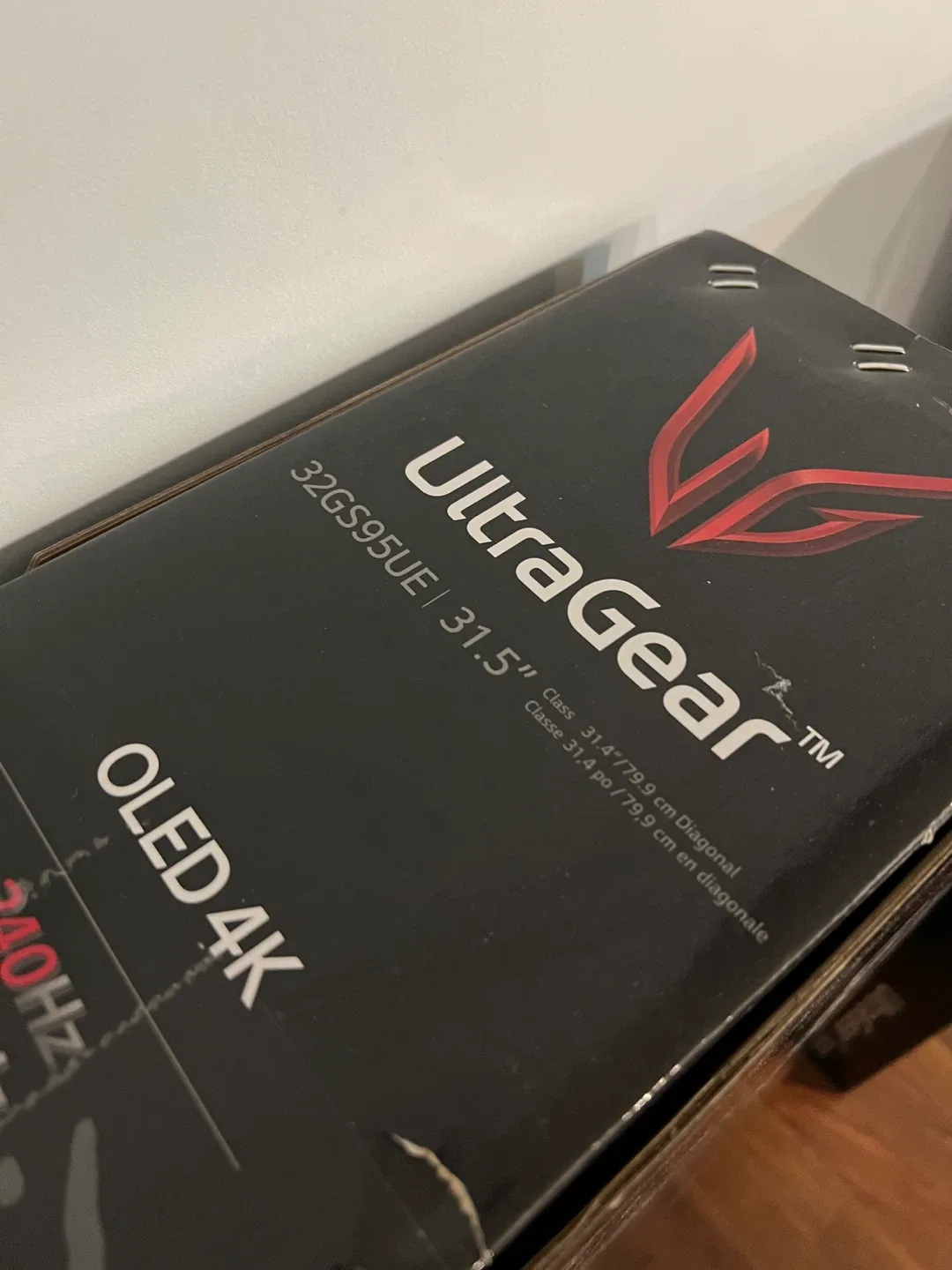 LG UltraGear 32GS95UE 31.5" OLED 4K Monitor