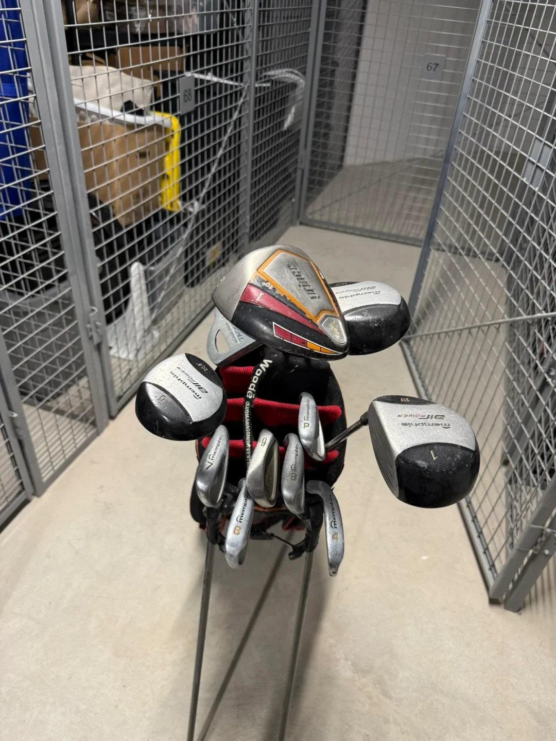 Full Golf Clubs Set with a Bag image indicator(2)