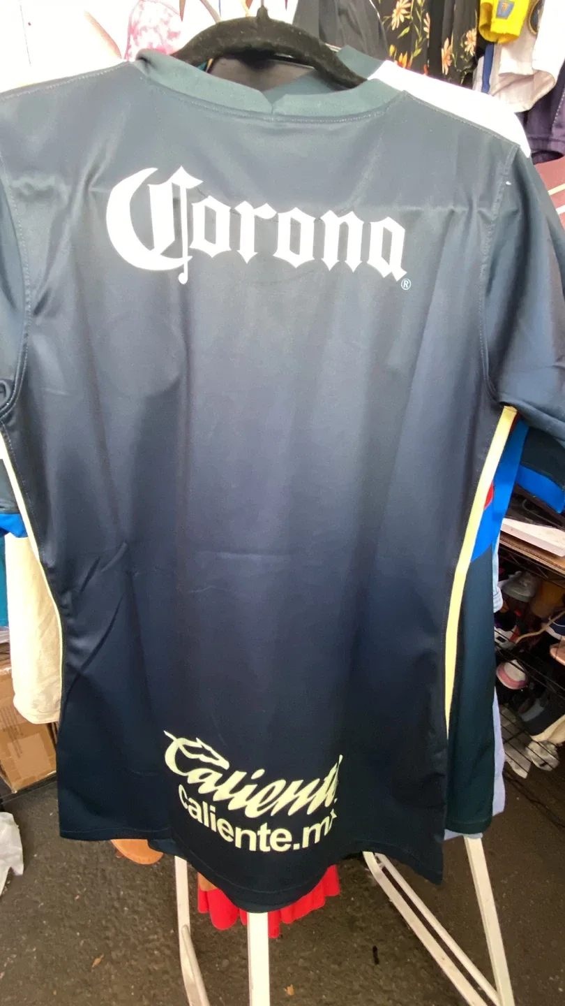 Nike Club America Jersey, Size Large image indicator(4)