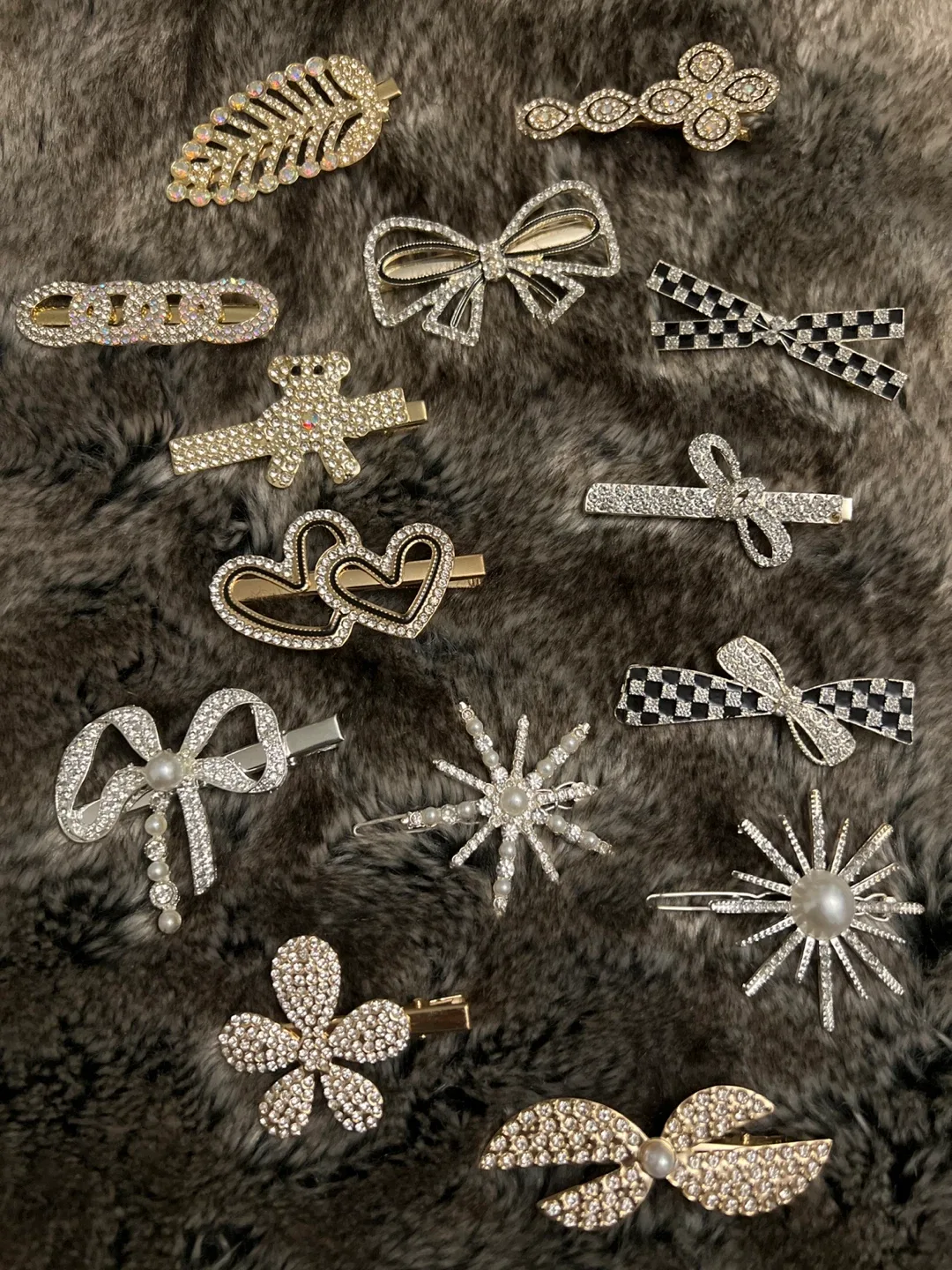 Sparkly Hair Clips - Assorted Styles image indicator(4)