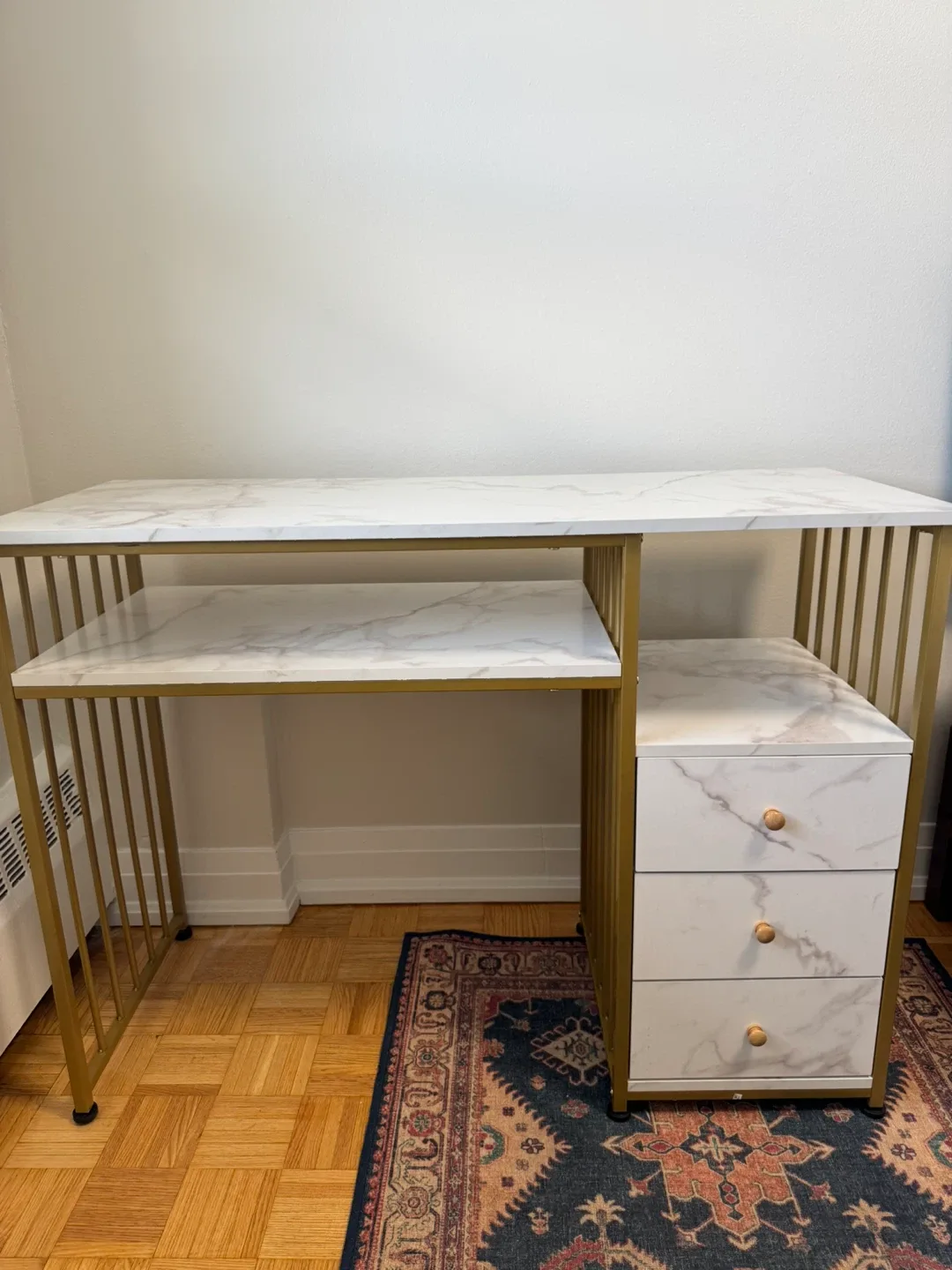 Everly Quinn Lorijean Vanity Makeup Desk