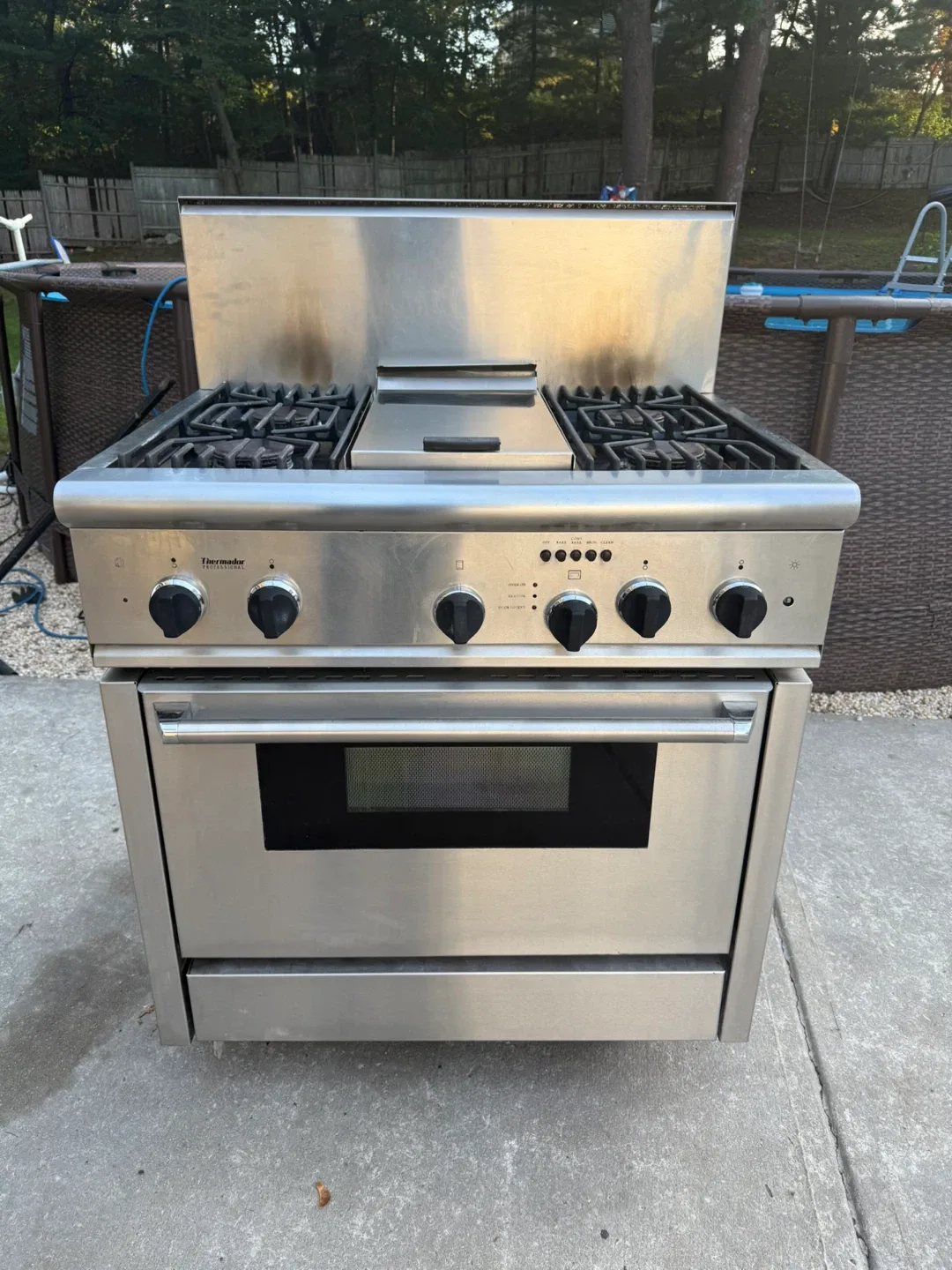 Thermador Stainless Steel Gas Range Oven image indicator(5)