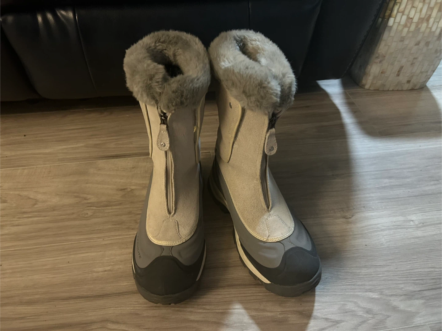 Columbia Bugaboot Plus Zip Electric Boots - Size 9