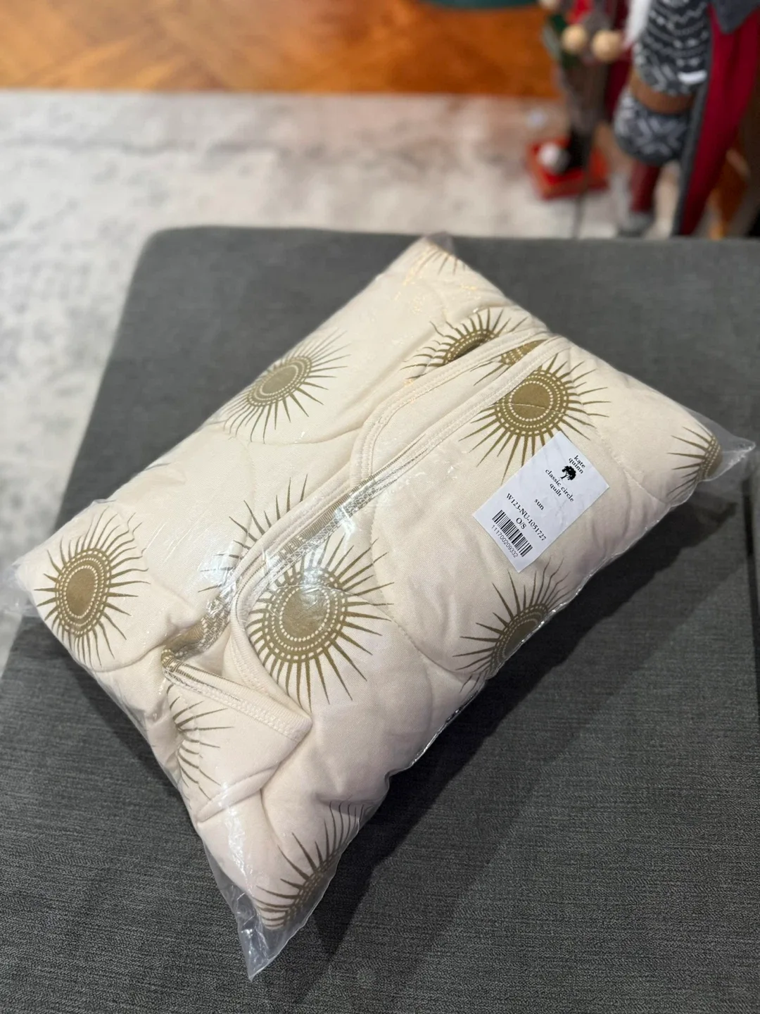 Kate Quinn Classic Circle Quilt - Sun, New