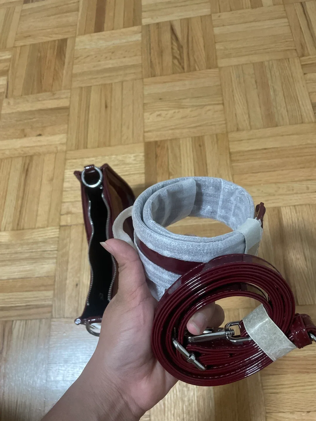 Burgundy Patent Leather Shoulder Bag image indicator(3)