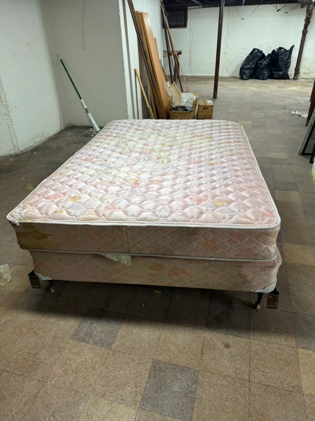 Full Size Bed