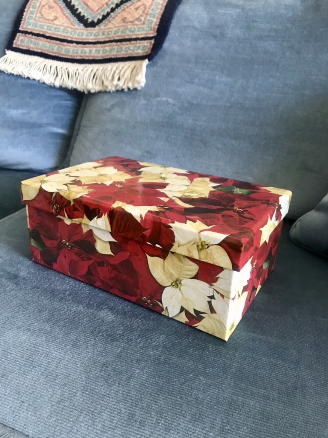Box with Beautiful Floral Design (Gift Box, Storage, Organizer)