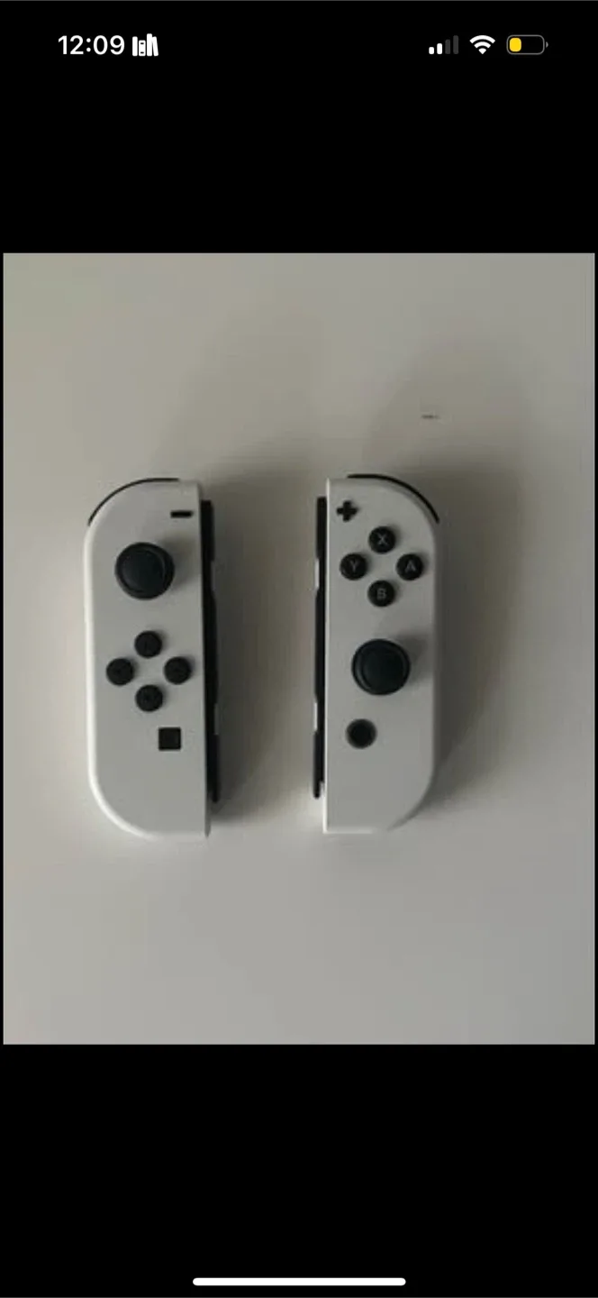 Nintendo Switch OLED with Games - Like New! image indicator(7)