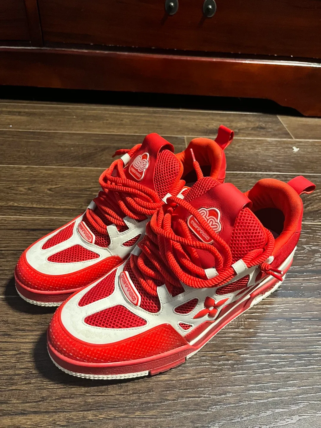 Louis Vuitton Red image indicator(2)