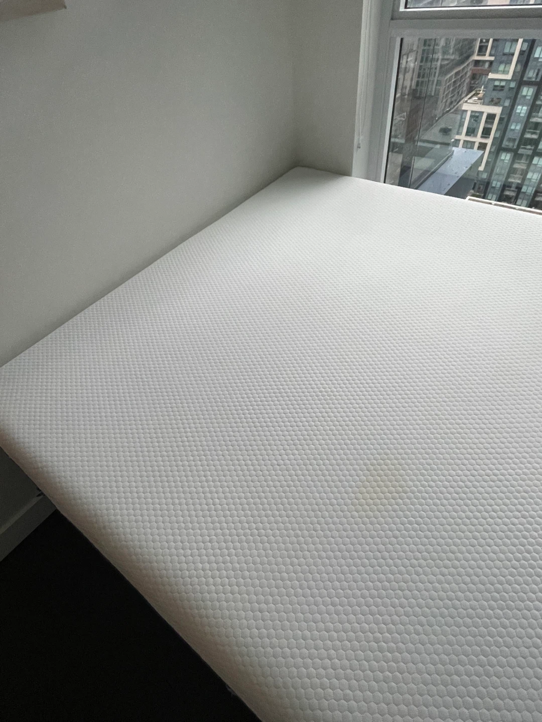 QUEEN’S bed (mattress + frame) - photo 4