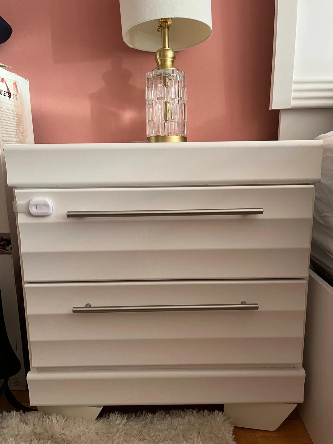White Bedroom Set (Bed, Dresser, Nightstand) - photo 3