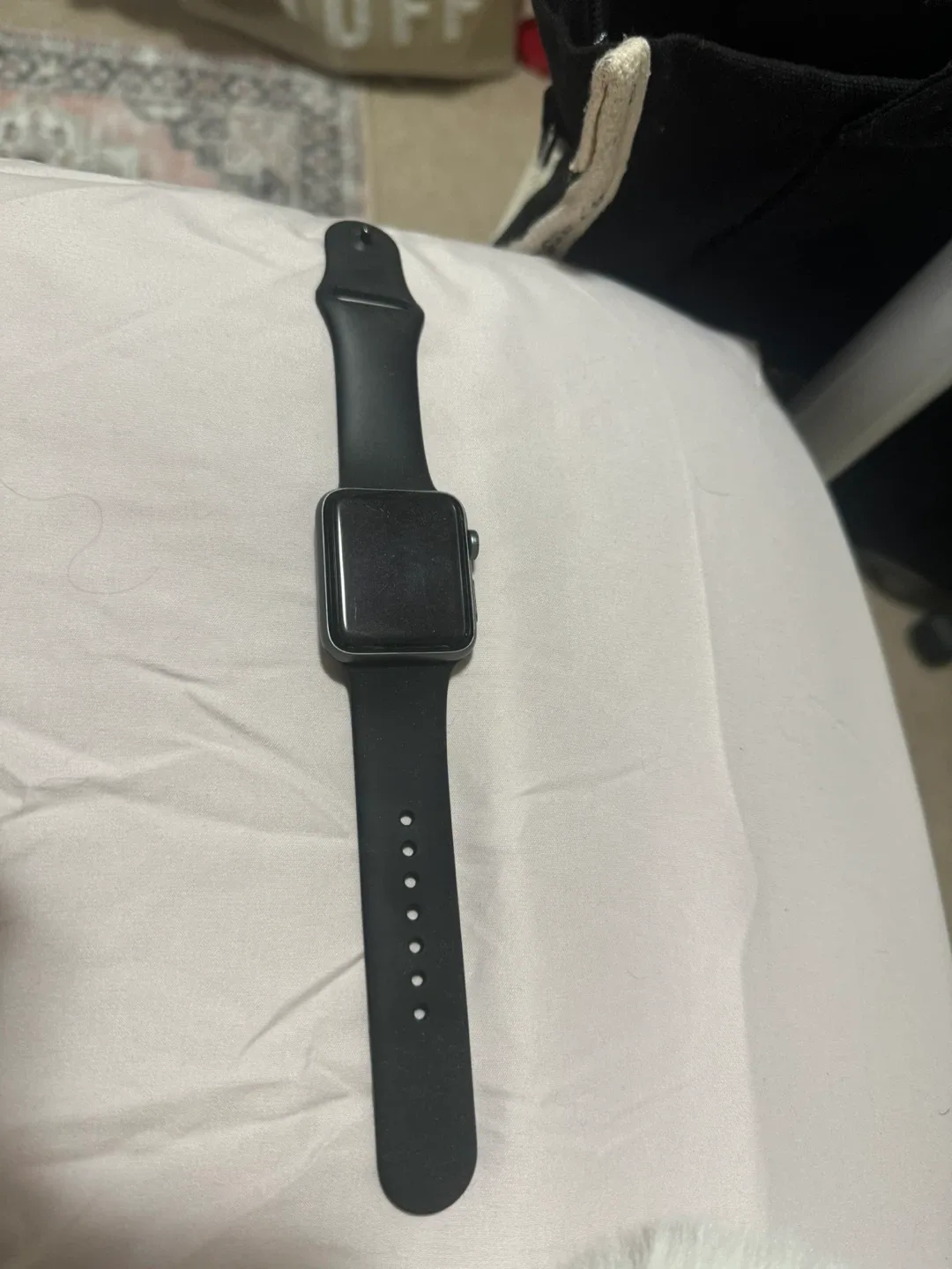 Apple Watch - Black image indicator(2)