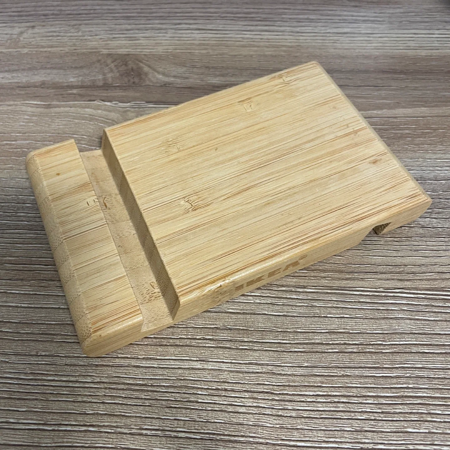 IKEA BERGENES Bamboo Phone/Tablet Stand image indicator(2)