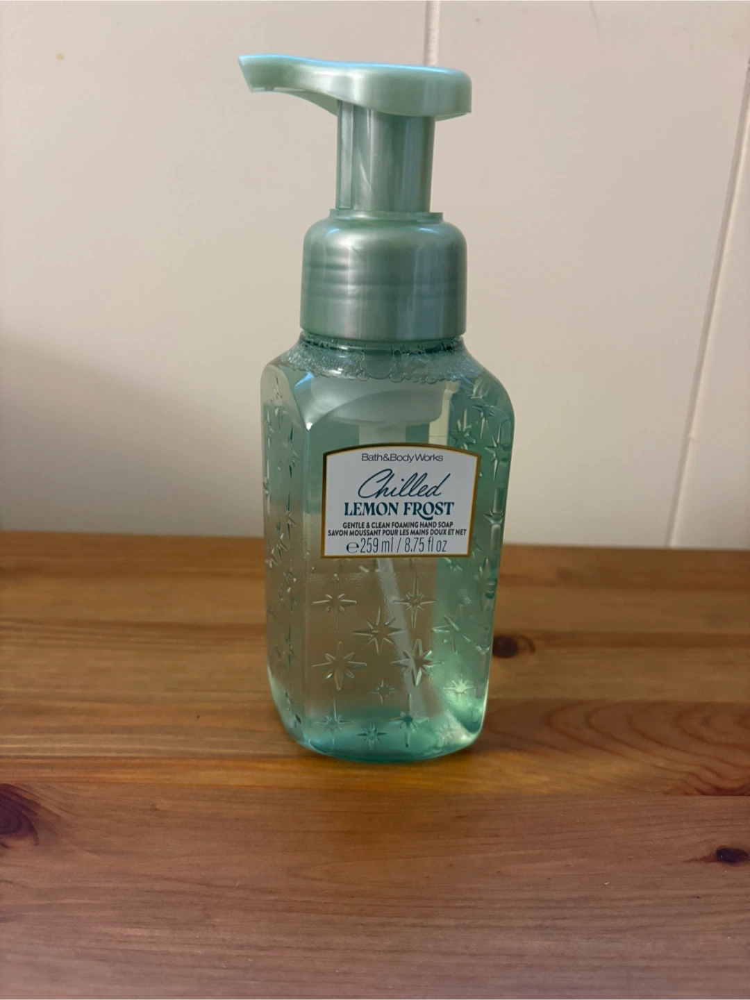 Bath & Body Works Hand Foaming Soap - Chilled Lemon Frost