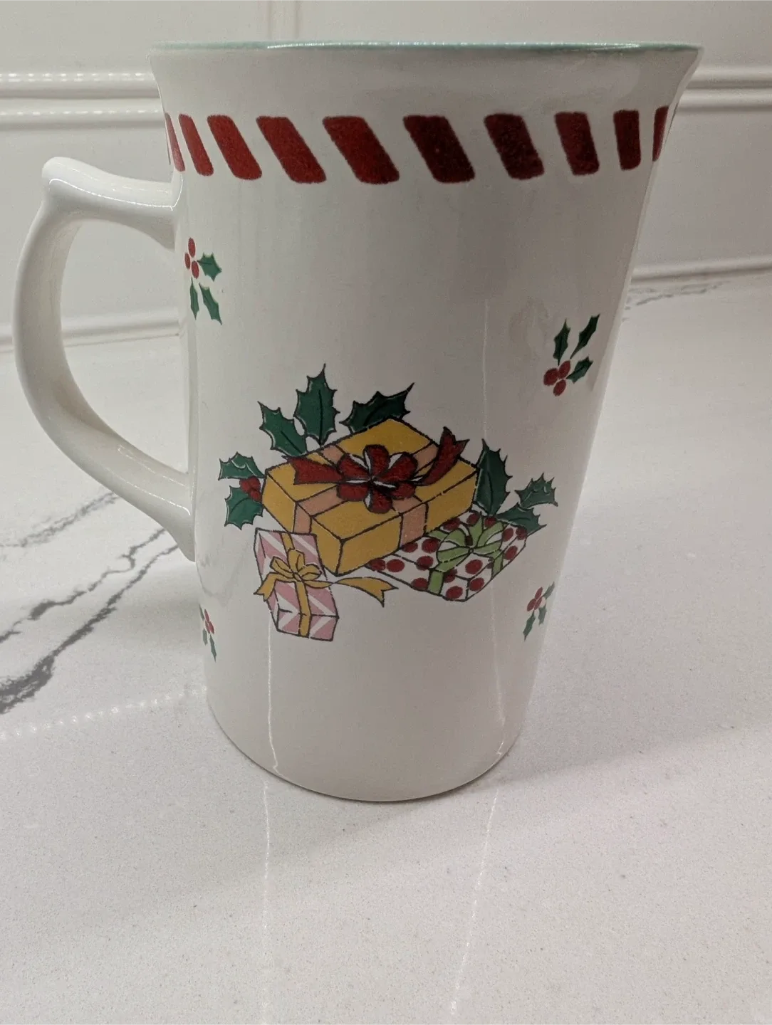 Mikasa Teddy's Christmas Mug image indicator(3)