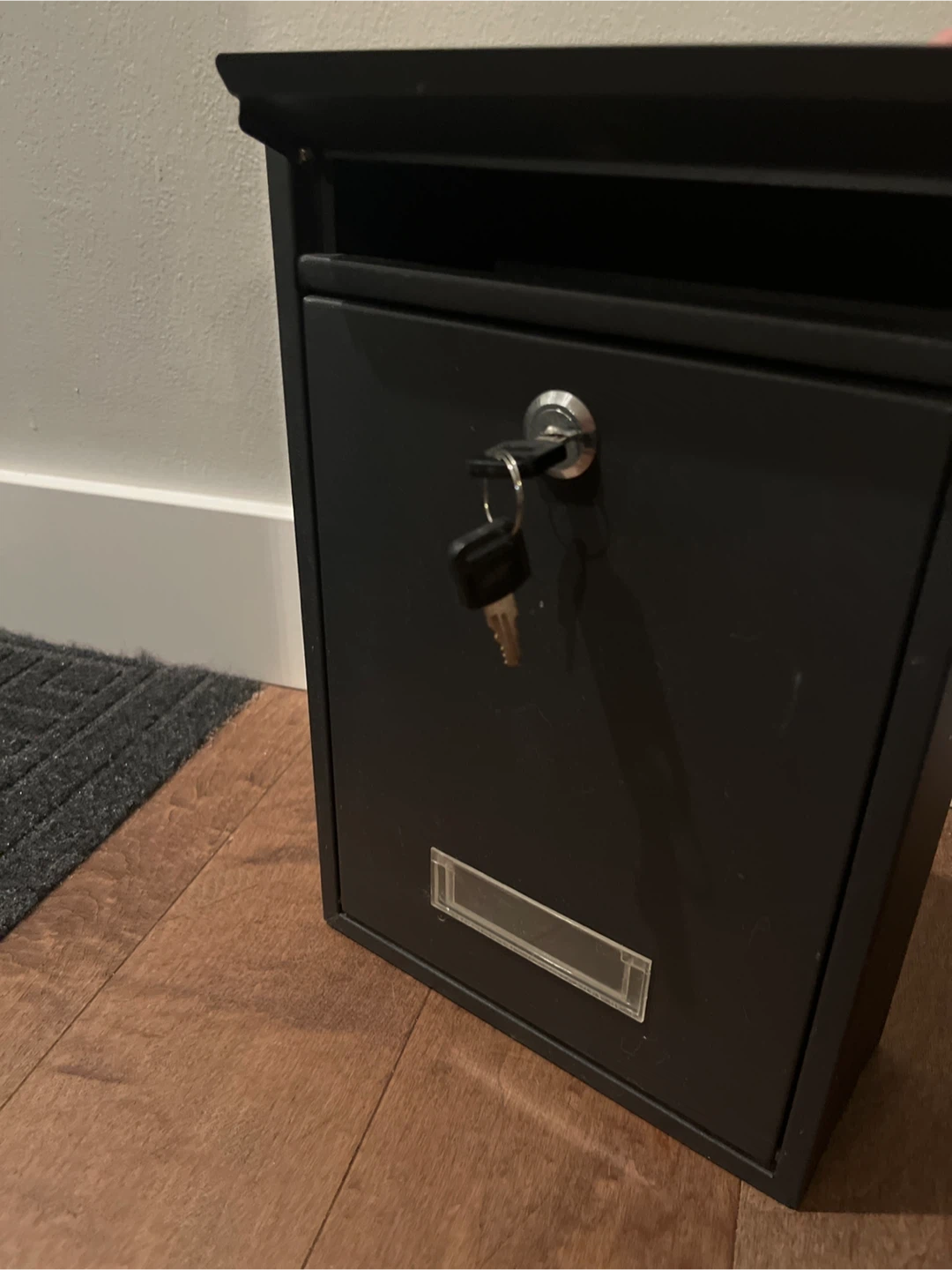 Black Locking Wall Mount Mailbox - photo 3