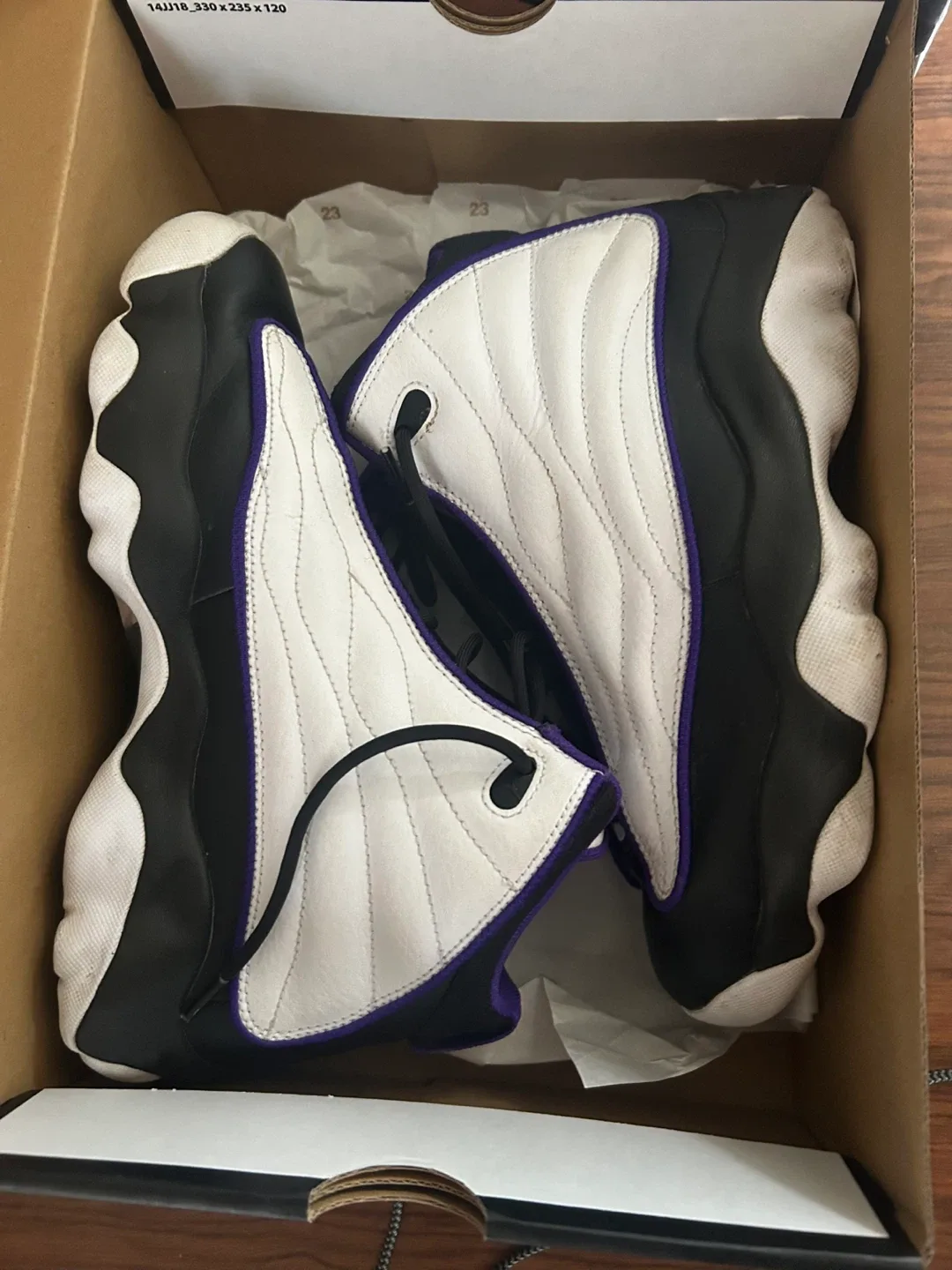 Jordan Pro Strong (GS) Size 7Y image indicator(2)