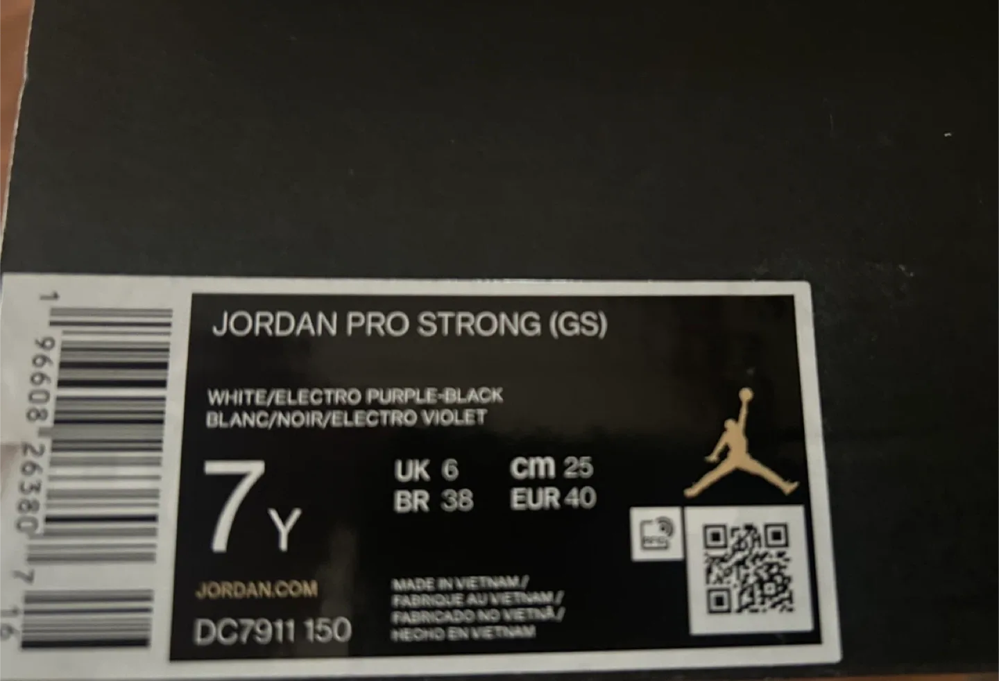 Jordan Pro Strong (GS) Size 7Y image indicator(5)