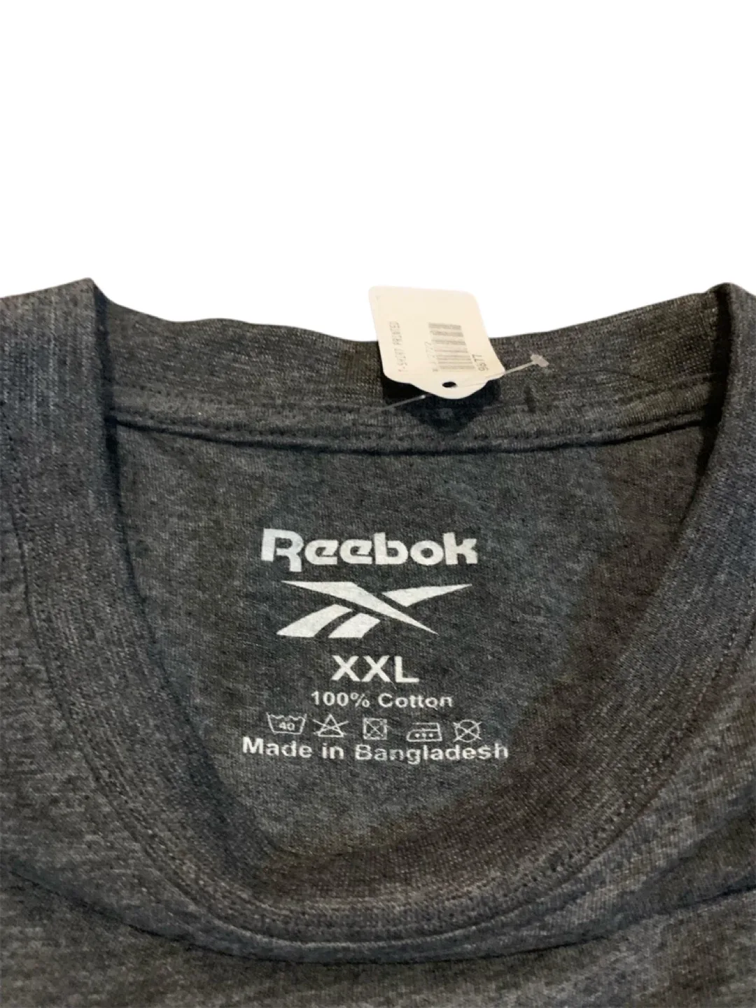 Reebok Men’s Slim-Fit Graphic T-Shirt image indicator(2)