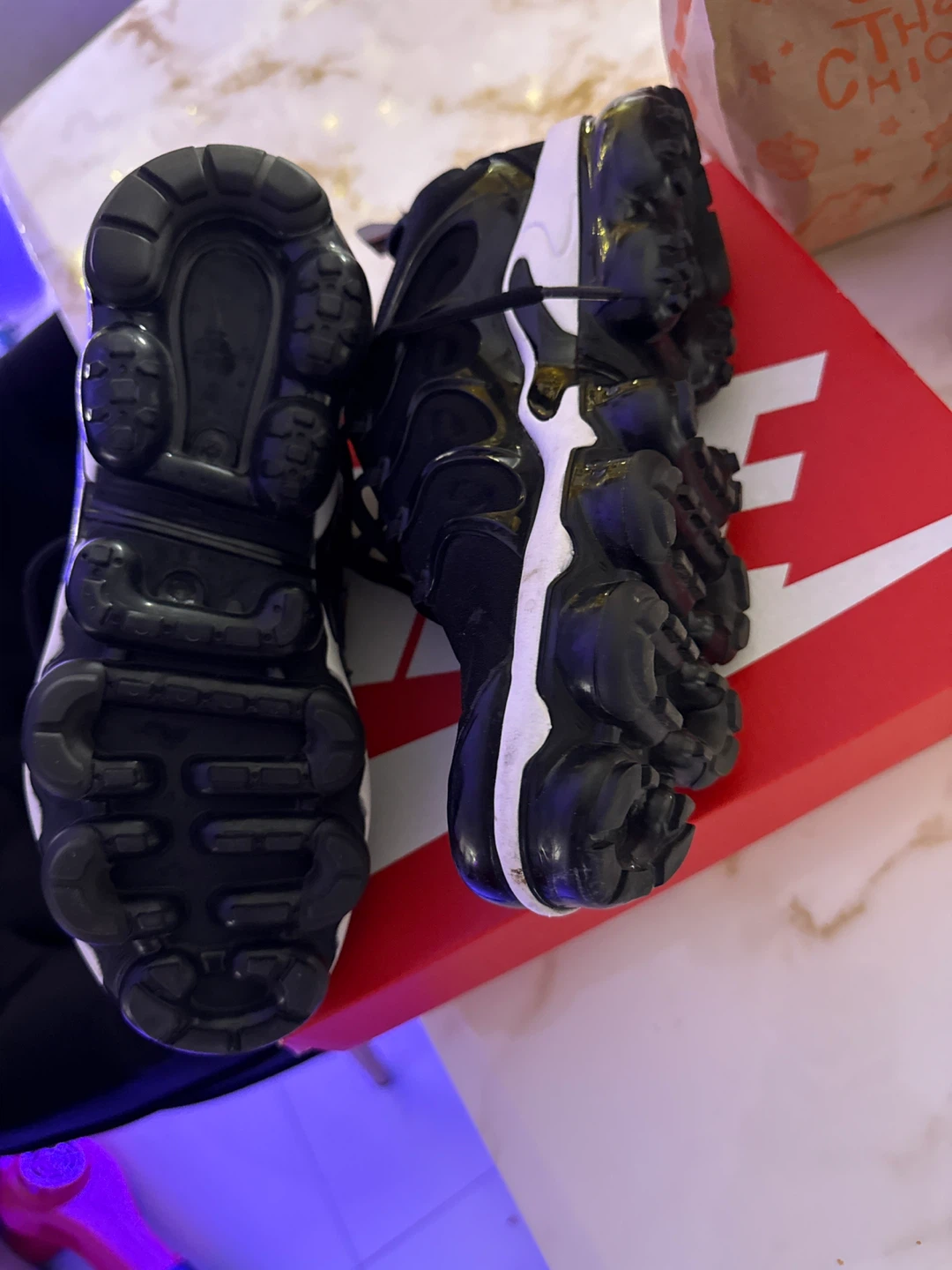 Size 5.5 Nike Air VaporMax Plus Black - photo 4