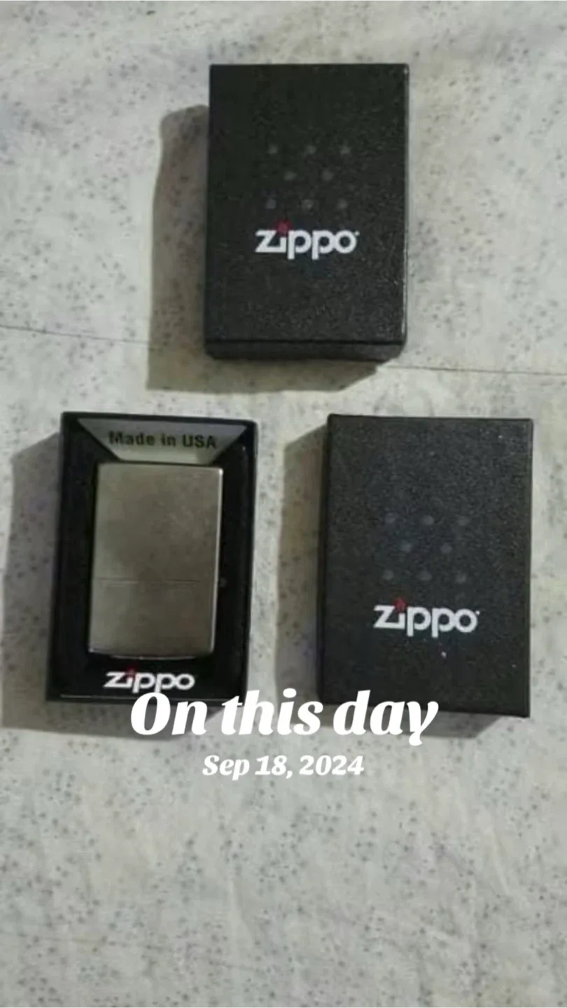 Zippo Lighter with Box - Made in USA image indicator(4)