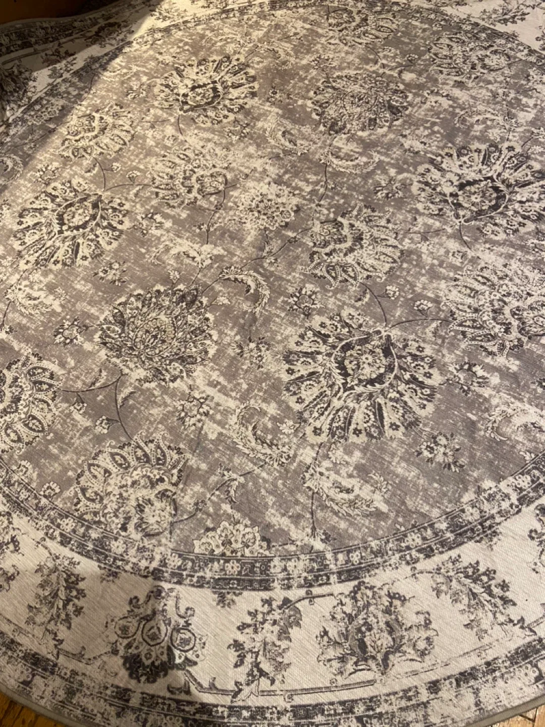 New 6’ Round Area Rug Washable Distressed Grey image indicator(7)