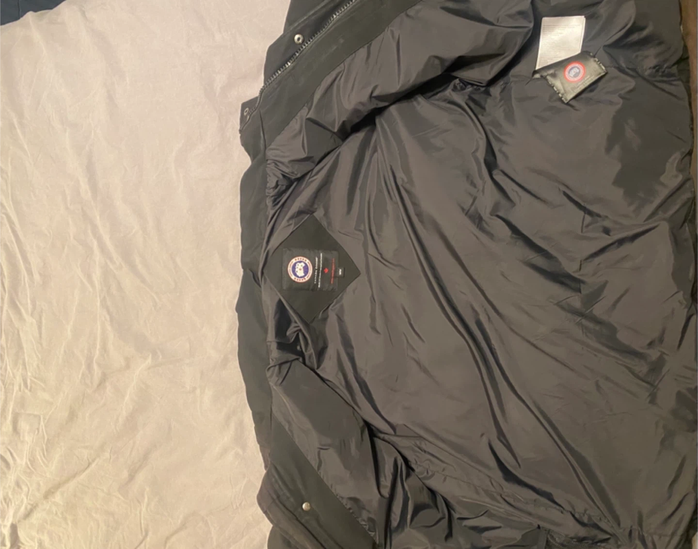 Canada Goose Puffer Jacket - Size M - photo 3