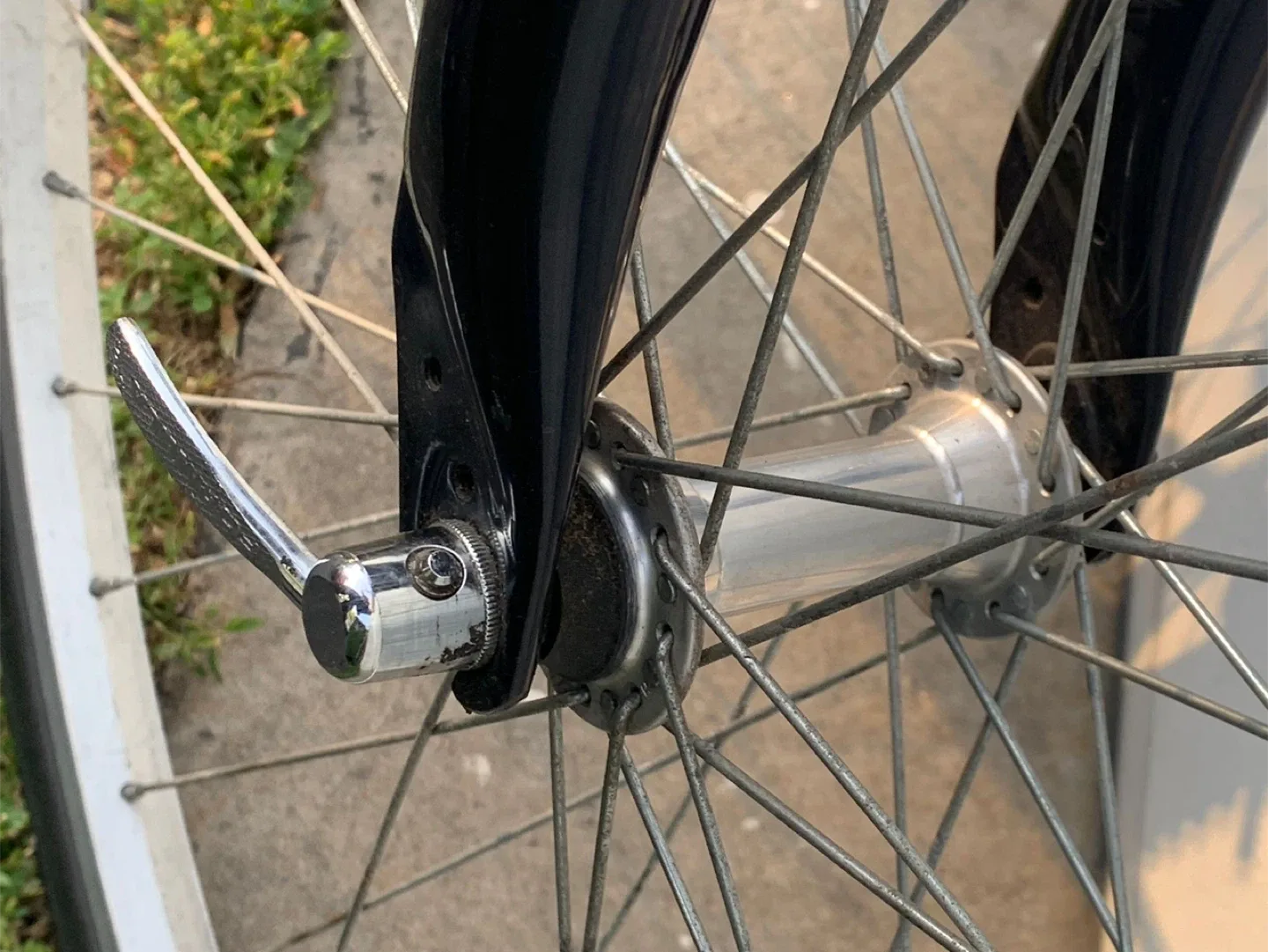 SCHWINN 29" wheel Hybrid Tuned up ride ready image indicator(8)