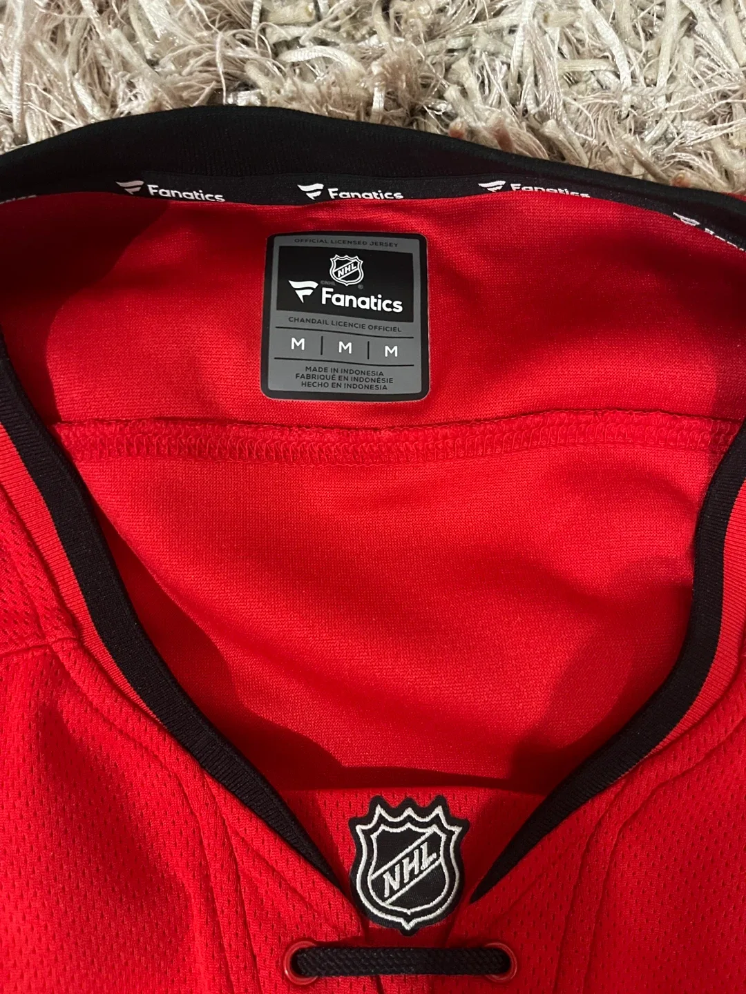 Calgary Flames Fanatics NHL Jersey - Size M image indicator(4)