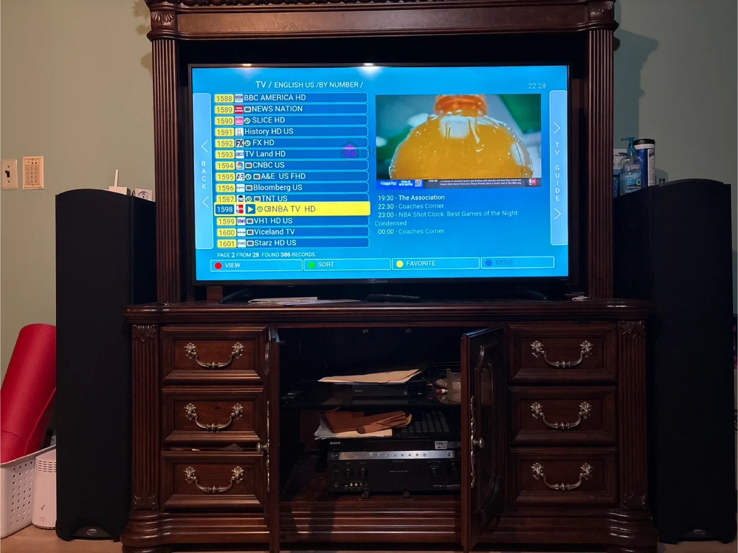 TV and Entertainment Center image indicator(3)