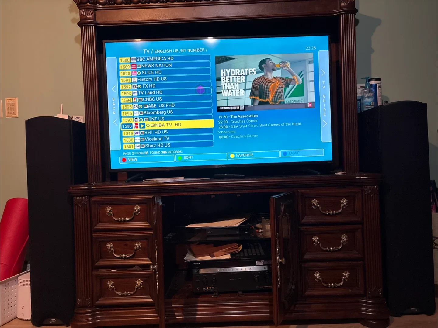 TV and Entertainment Center image indicator(4)