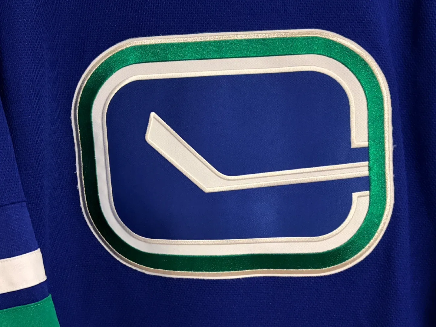 Authentic Reebok Vancouver Canucks Stick In Rink Jersey Medium image indicator(2)