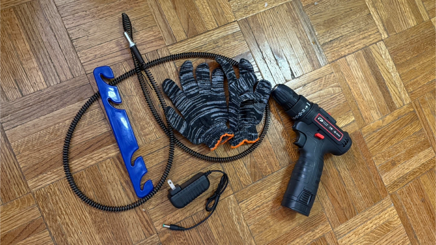 Brand new Drain Auger w/ Drill & Gloves
